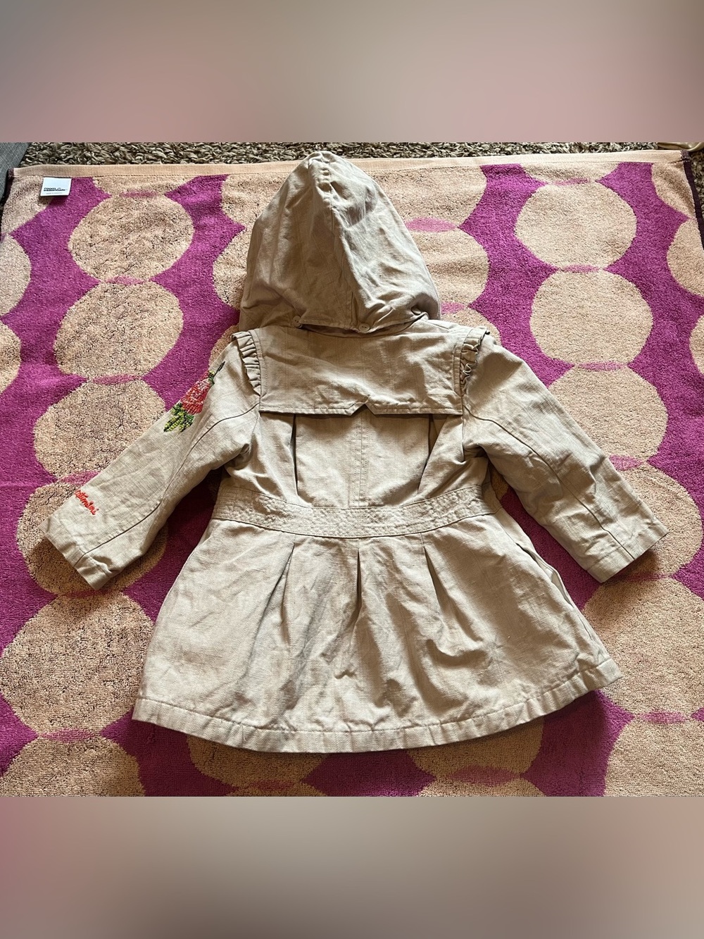 Catimini French Trench Coat with Embroidered Flowers size 2 - Picture 10 of 11